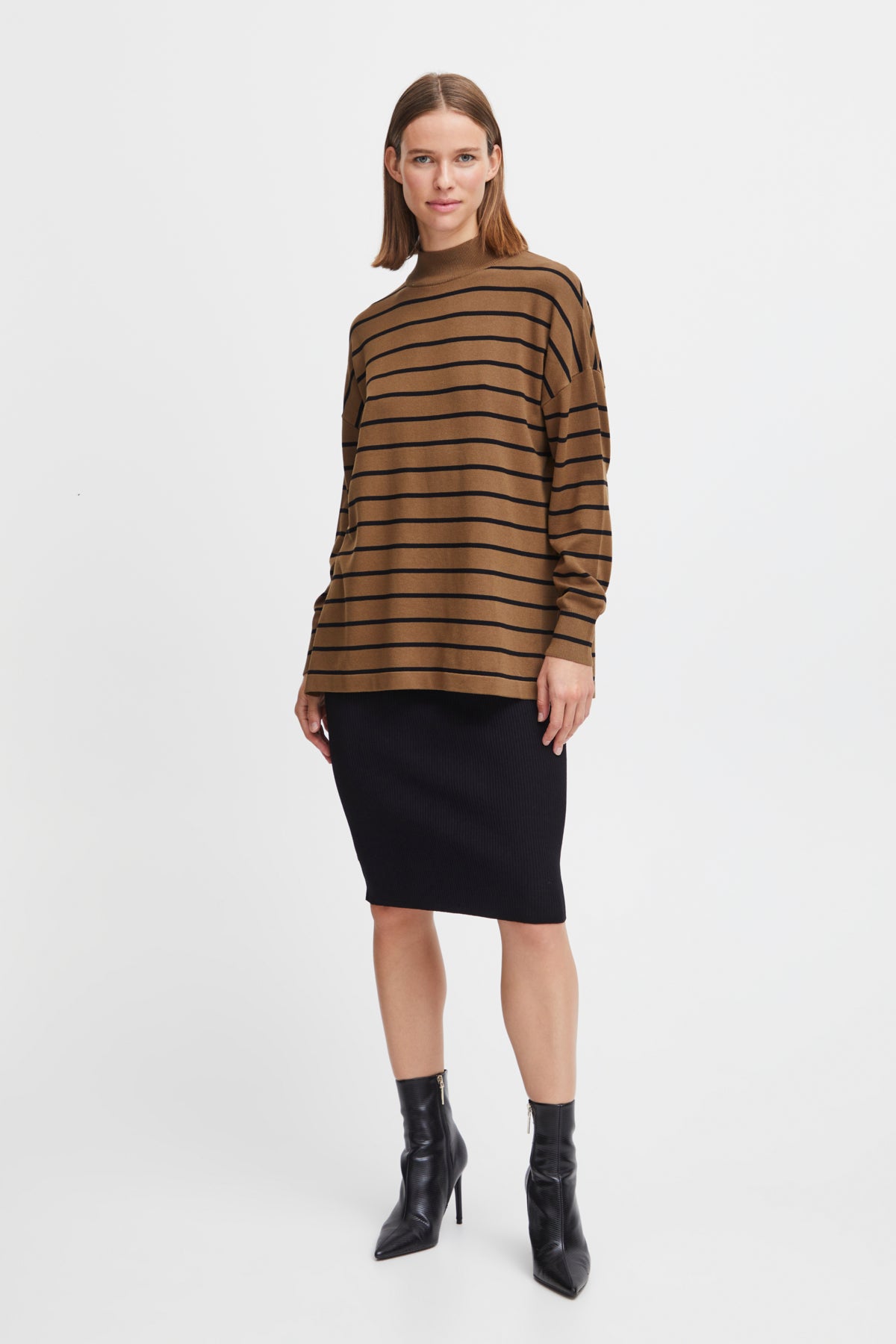 B Young MORLA Loose Turtle Neck Jumper - Military Olive Mix