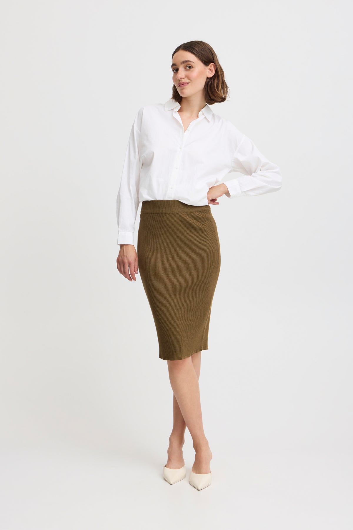 B Young MORLA Pencil Skirt - Military Olive