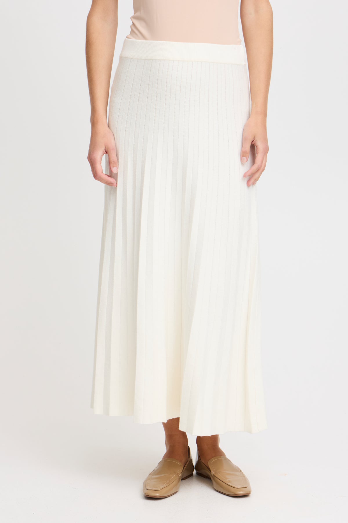 B Young MARLIN PLISSE Skirt - White