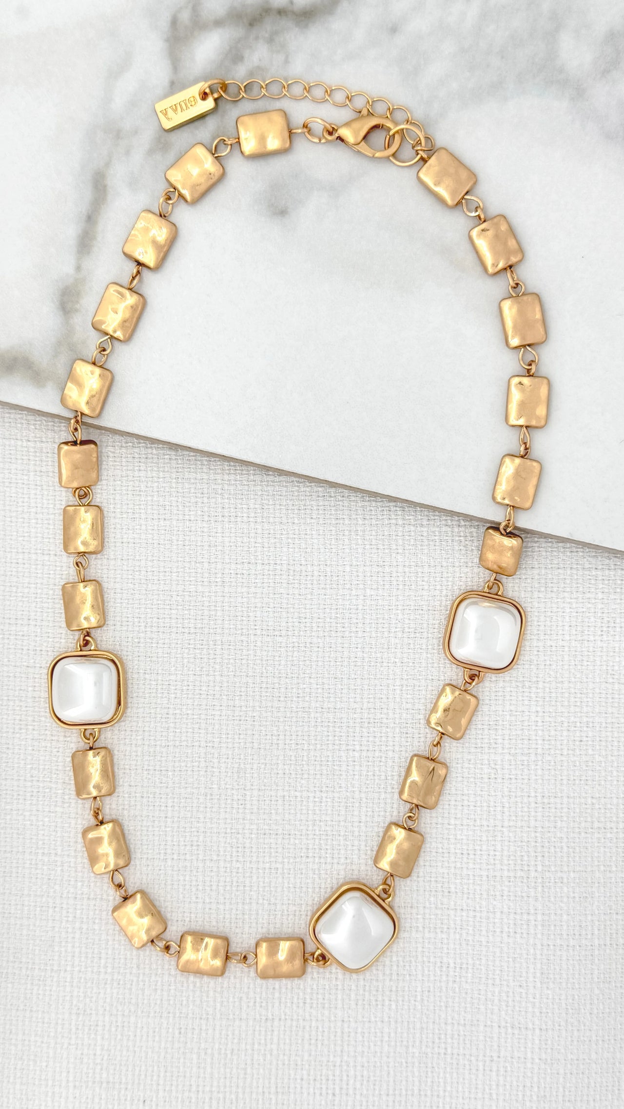 Envy Short Square Links Gold Necklace